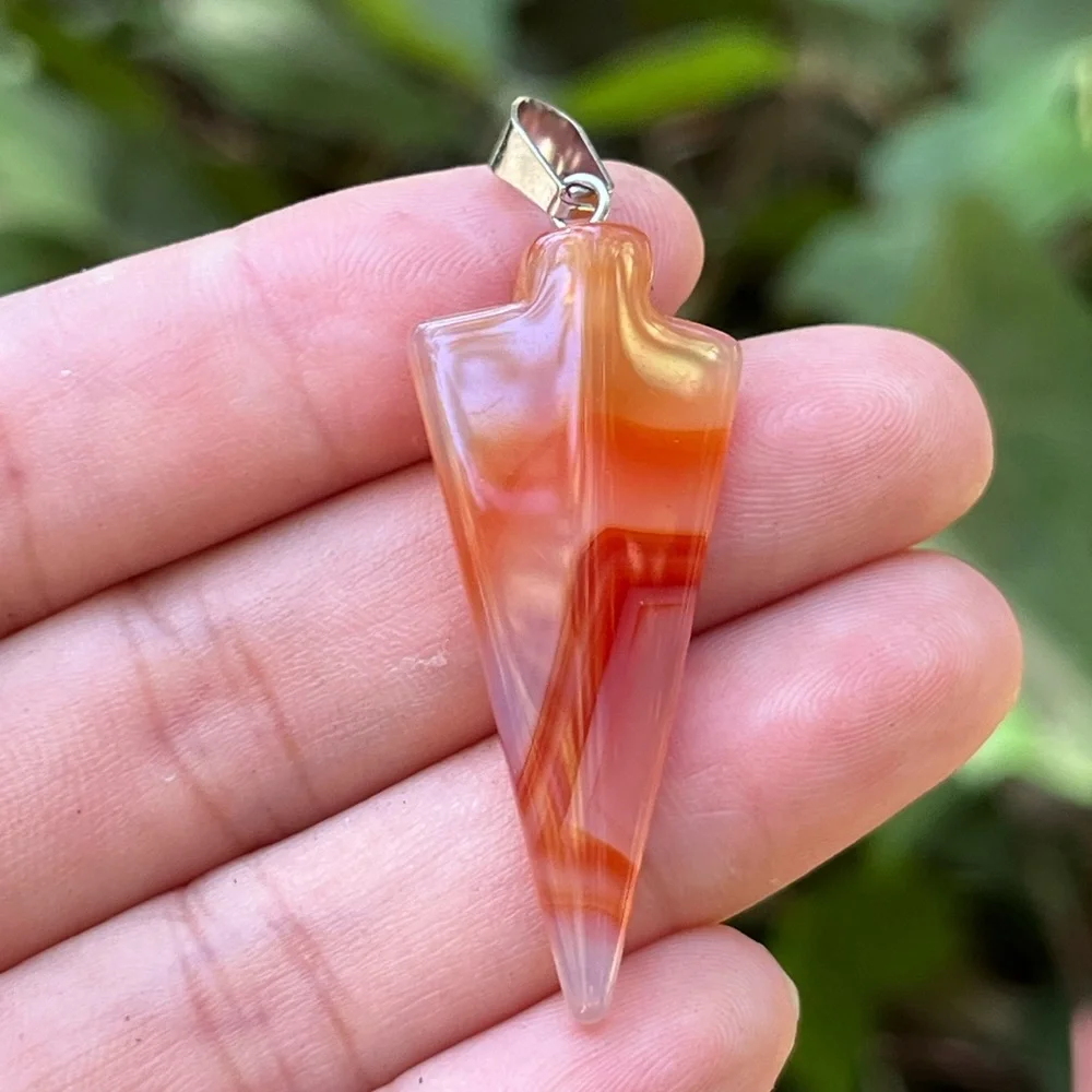 Stainless steel arrow head carnelian pendant‎